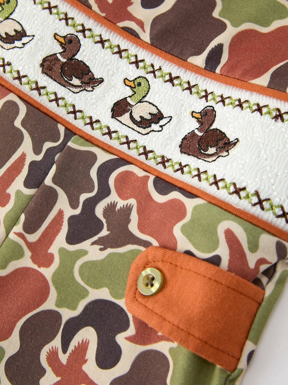 Camo Embroidered Duck JonJon