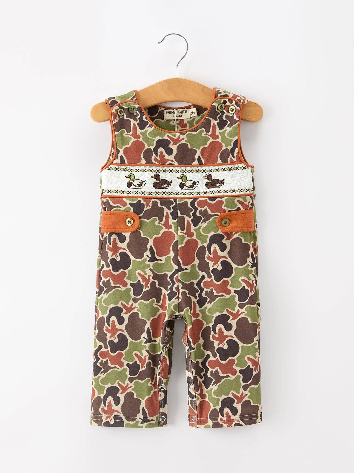 Camo Embroidered Duck JonJon
